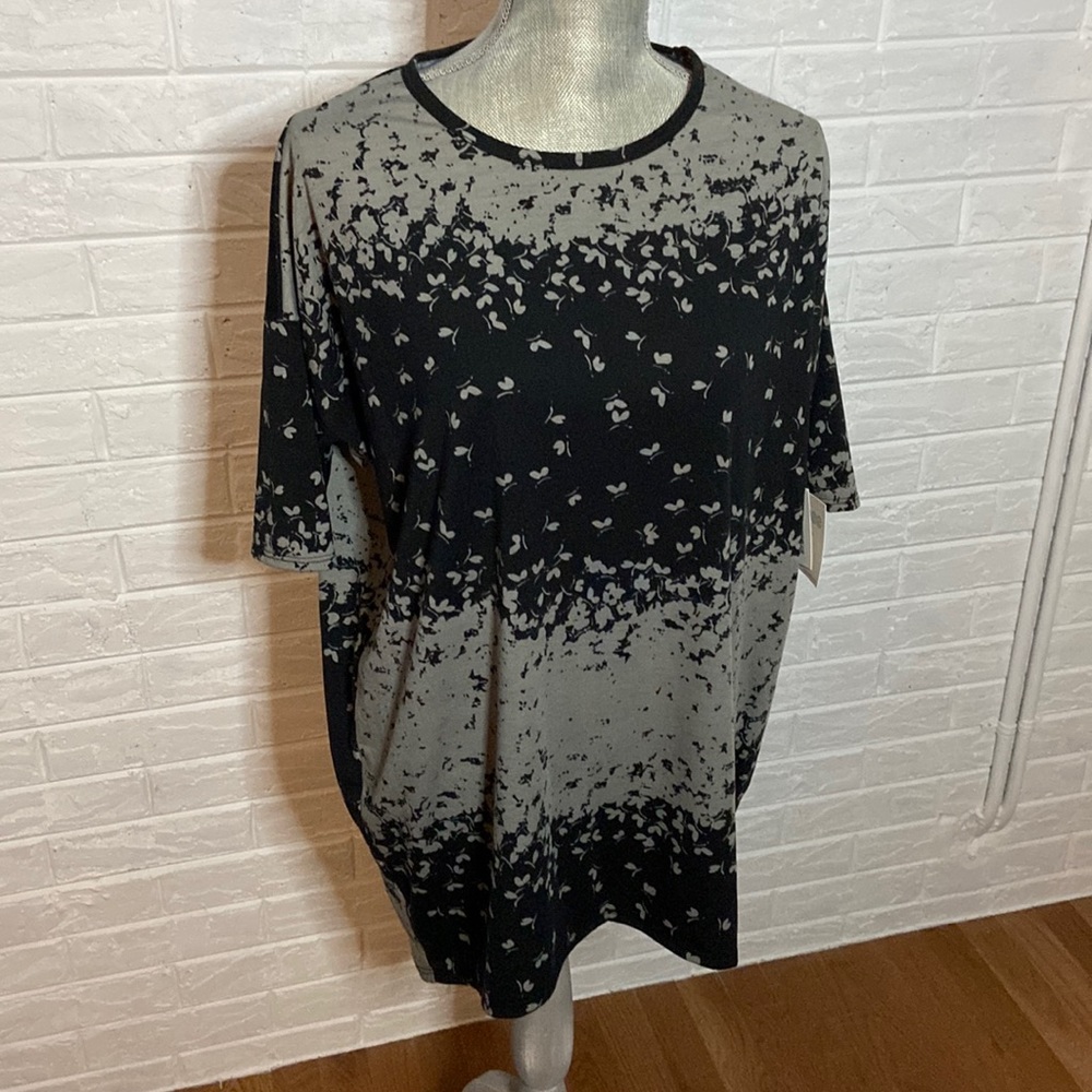 Lularoe Irma size XS NWT